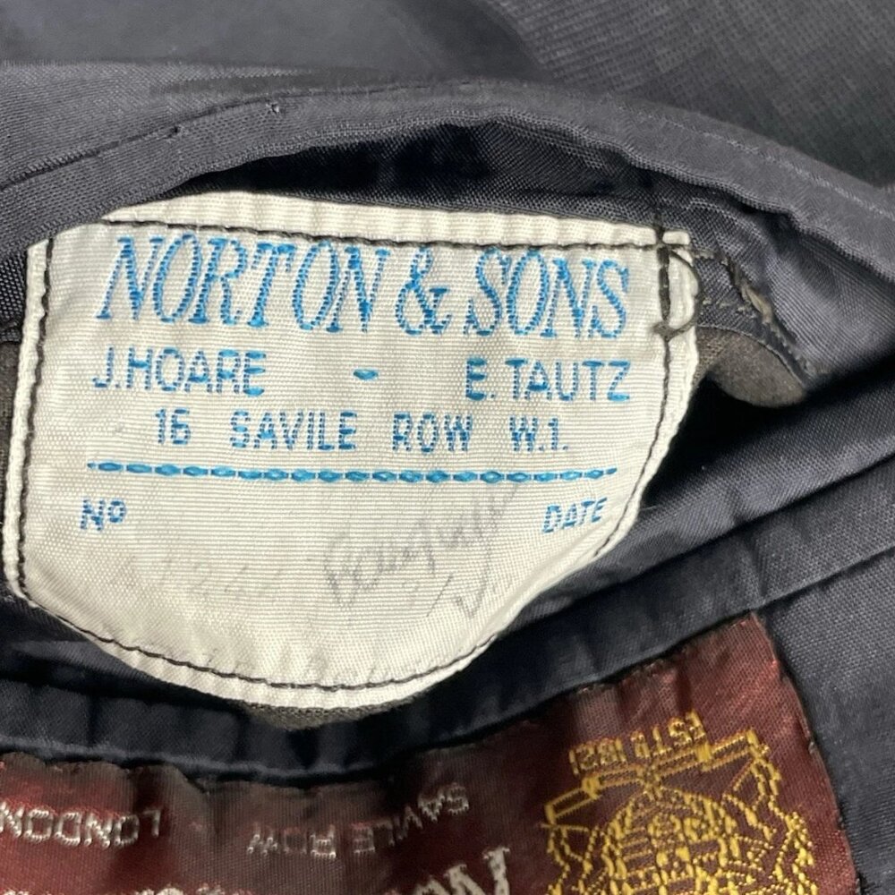 Norton & Sons Savile Row London BESPOKE Blazer 40R Navy Blue 2 BF Single Vent - Picture 4 of 14